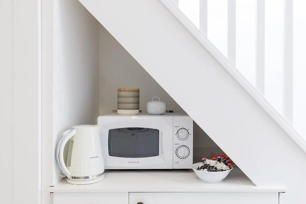 Holiday home Central Quiet Cottage Walk To Shops, Bars & Beach Brighton United Kingdom