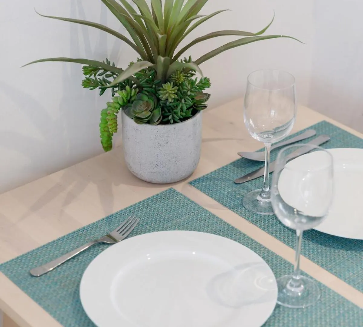 Central Quiet Cottage Walk To Shops, Bars & Beach Brighton United Kingdom