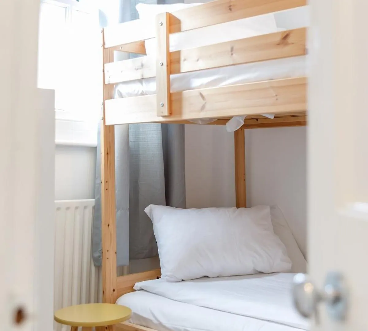 Holiday home Central Quiet Cottage Walk To Shops, Bars & Beach Brighton